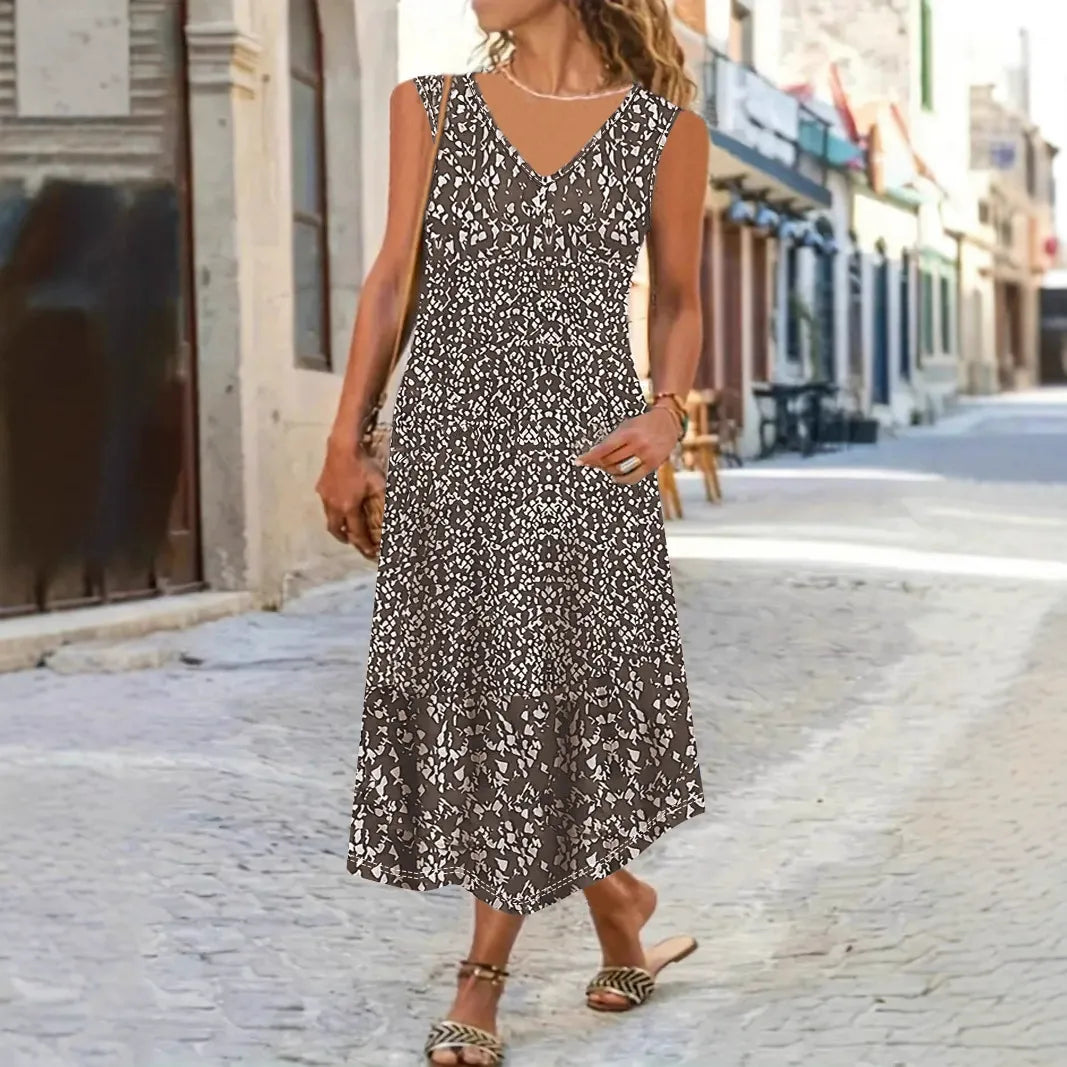 Women's midi dress – Fluid fit – Sleeveless – V-neck – Light floral print