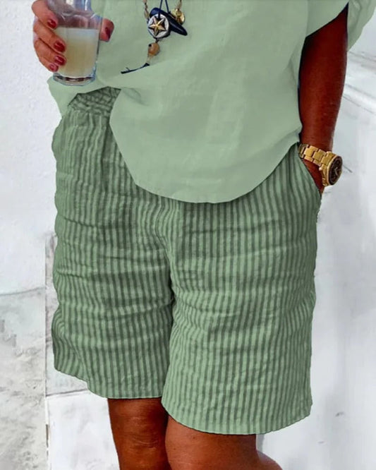 Women's shorts – Relaxed fit – Breathable natural fibers – Striped elastic waistband