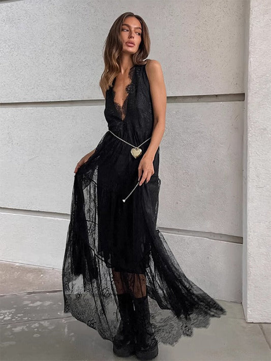 Women's long dress – Plunging neckline – Elegant lace – Sleeveless
