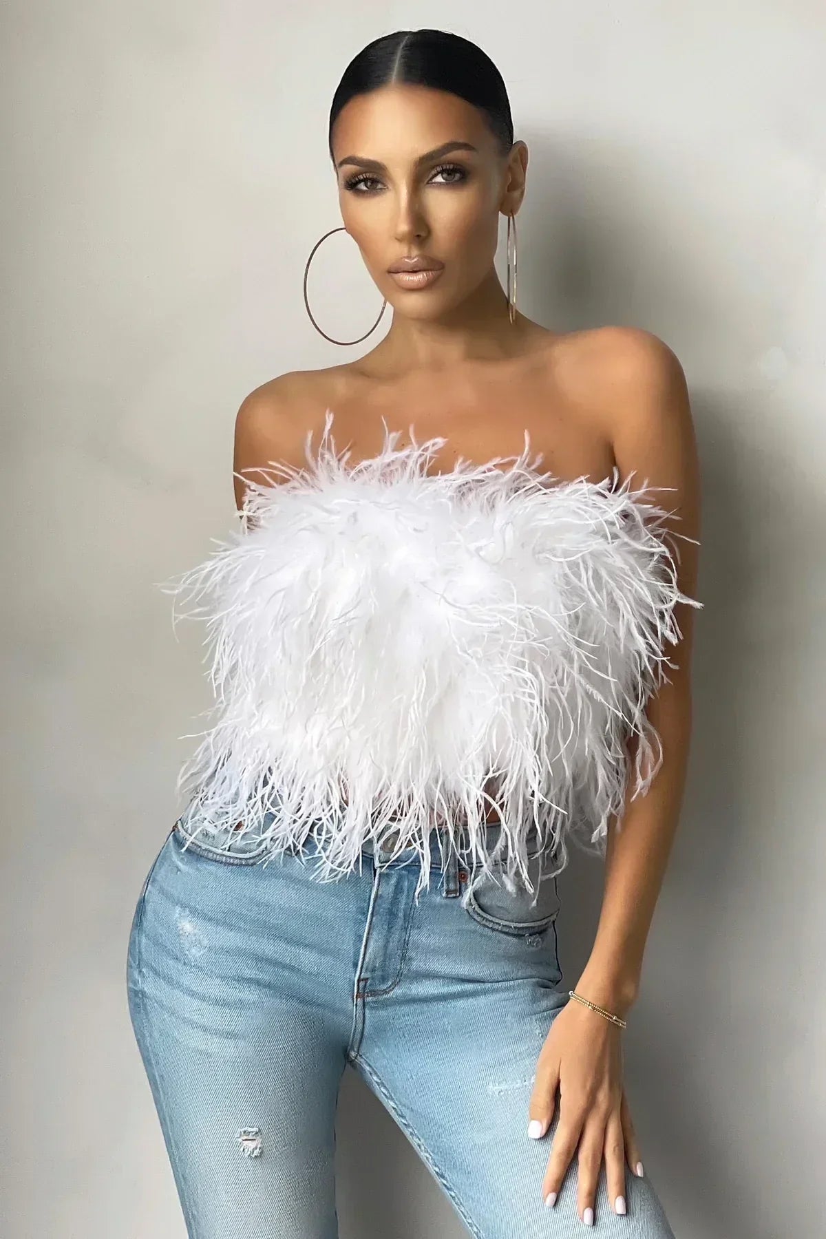 Women's bustier top – Fitted cut – Feather texture – Short elegant evening style