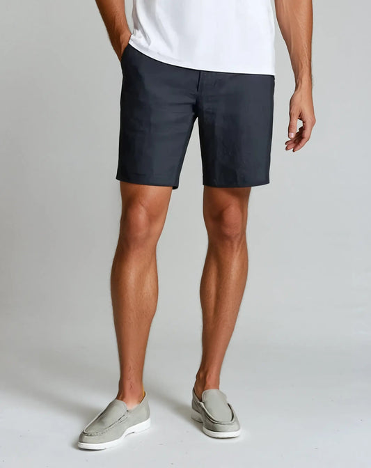 Men's shorts – Slim fit – Natural fibers – Breathable fabric – Clean casual style